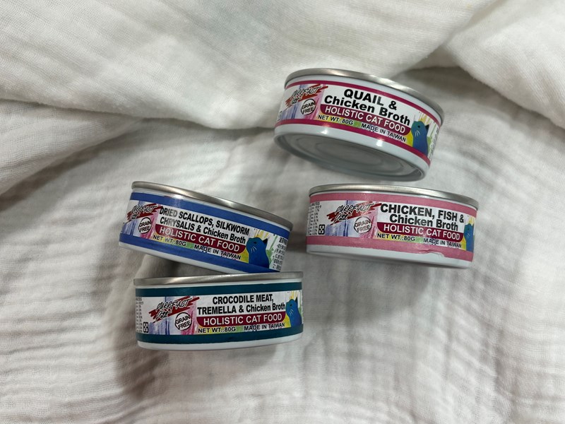 女人知己試用大隊,口碑行銷,部落客行銷,PURRFACT 波菲特貓用主食罐,主食罐,PURRFACT波菲特,貓主食罐,貓罐,PURRFACT波菲特貓用主食罐,魚肉蔓越莓主食罐,鮮嫩雞主食罐,鹿肉雞肉主食罐,牛肉鵪鶉貓主食罐,干貝蠶蛹配方,鱷魚肉白木耳配方,雞肉魚肉配方,安心鶉配方,評價,體驗,適口性佳,心得,成貓適用,高齡貓適用,質地是慕絲狀